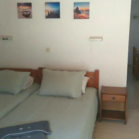 Apartment Theo